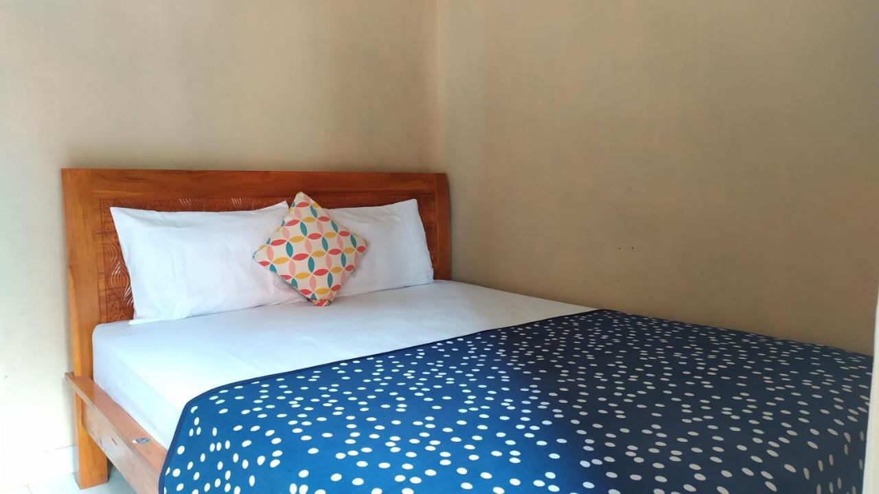 Asta Homestay Karimunjawa Buitenkant foto