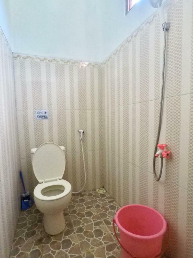 Asta Homestay Karimunjawa Buitenkant foto